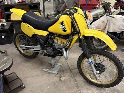 1982 Yamaha YZ 490 Big Bore 2 Stroke Dirt Bike