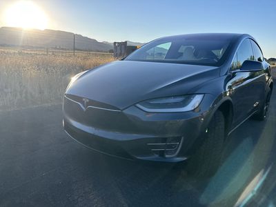 2016 Tesla Model X 90D
