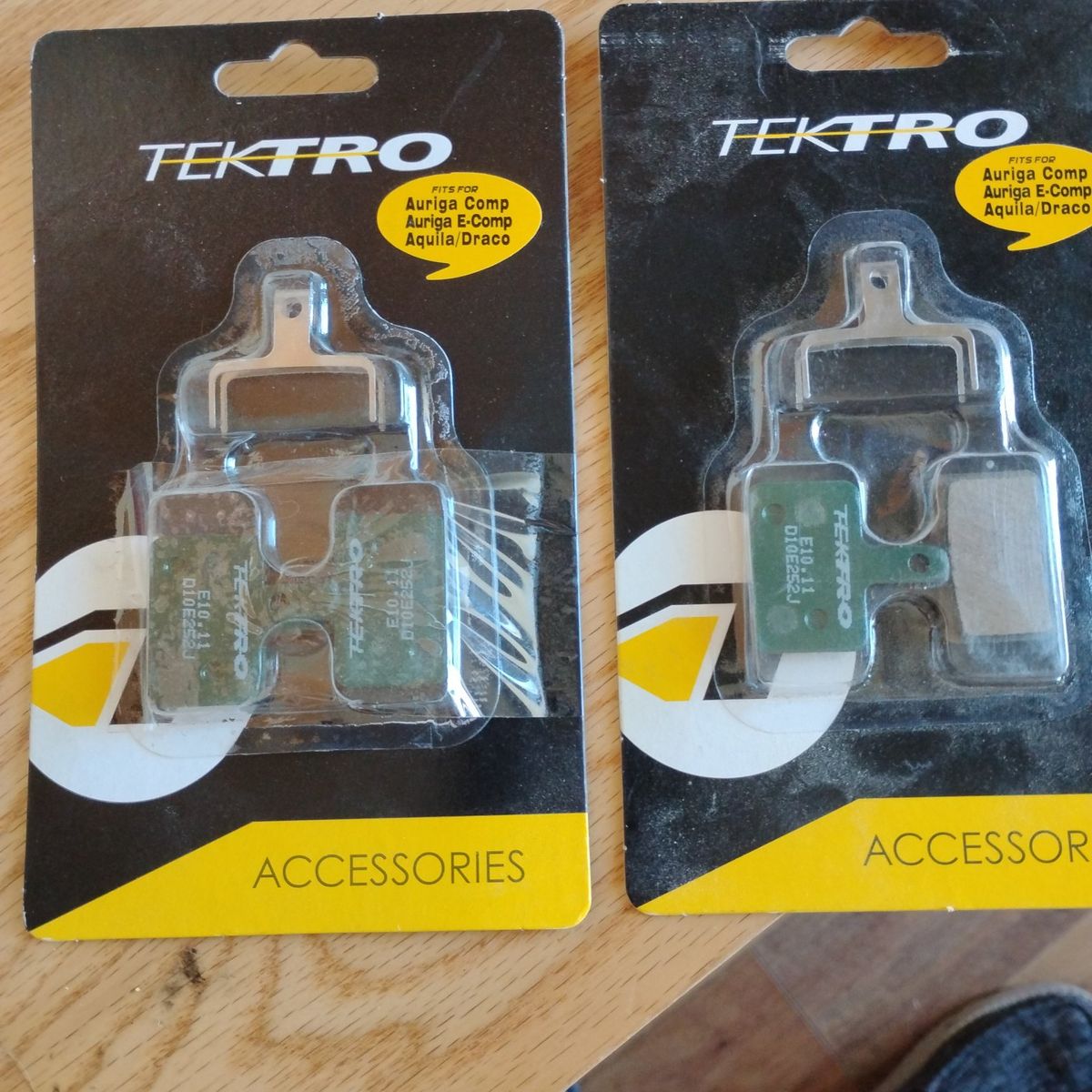 E10.11 disc pads