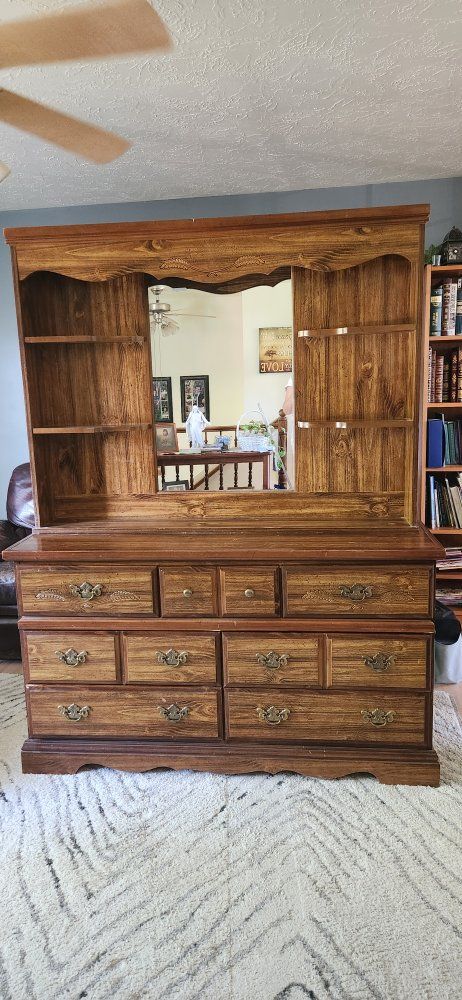 dresser with hutch
