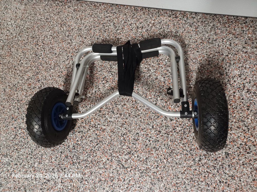 Kayak or canoe dolly