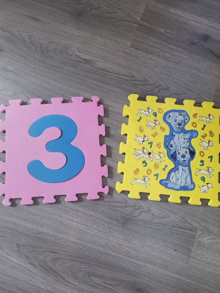 Disney 101 Dalmatians Foam Play Mat Puzzle Piece - Learning Number 3 (Used)