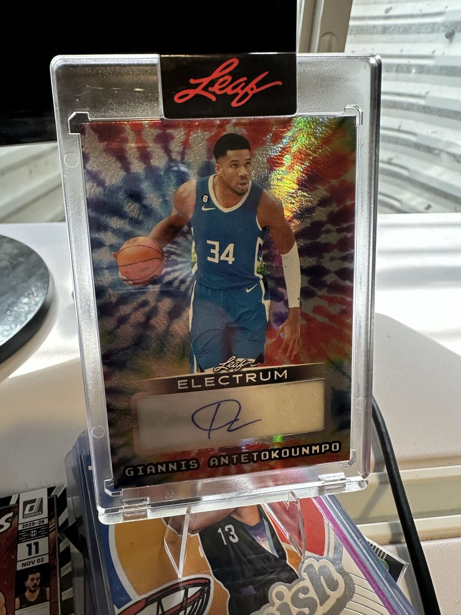 Trade for poke/tcg or sports: Giannis auto, Shohei Ohtani rookie patch. Stephen Curry Autographs & more