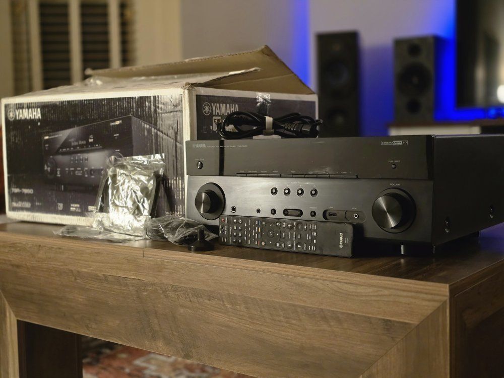 4k/60hz, 7.2 Yamaha TSR-7850 (RX-V685), Open Box, all accessories