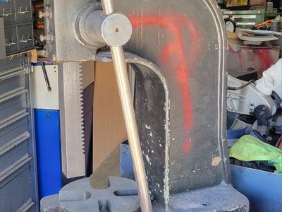 Dayton Industrial Model 5Z077 4-Ton Arbor Press