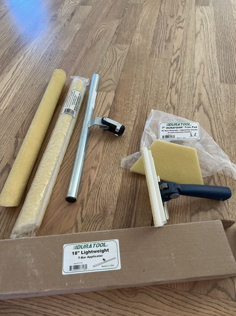 18 T-bar Plus Two Applicatirs & 7 Foam pads