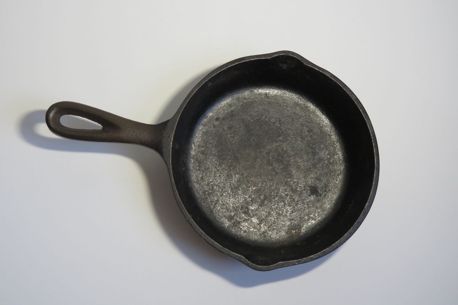 Vintage Cast Iron Skillet 6.5” 