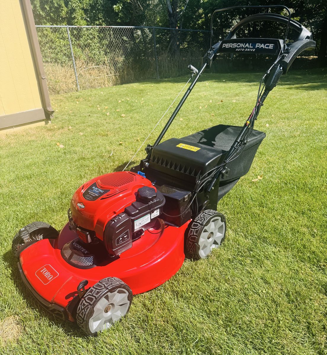 MINT TORO 22-INCH RECYCLER ELECTRIC START SELF-PROPELLED MOWER