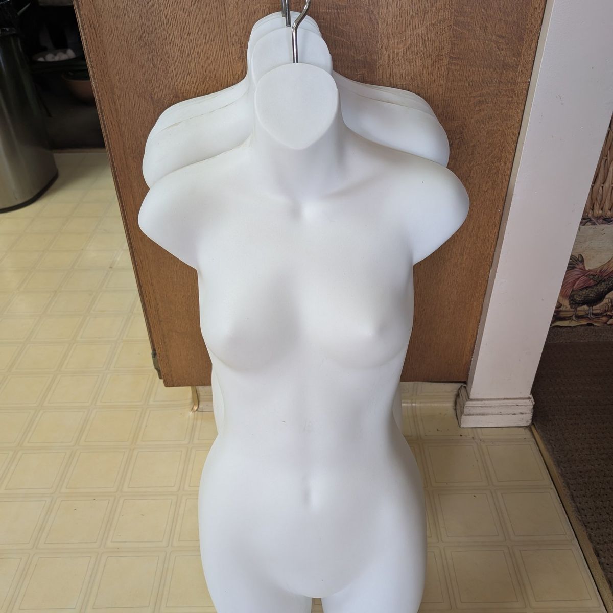 Hanging woman Manikins