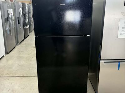 NEW WHIRLPOOL 33 INCH BLACK TOP FREEZER FRIDGE