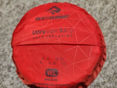 Sea to Summit Ultra-Light Self-Inflating Sleeping Mat - Red (Regular Size)