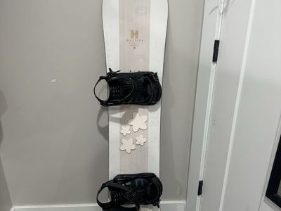 Brand new snowboard never used