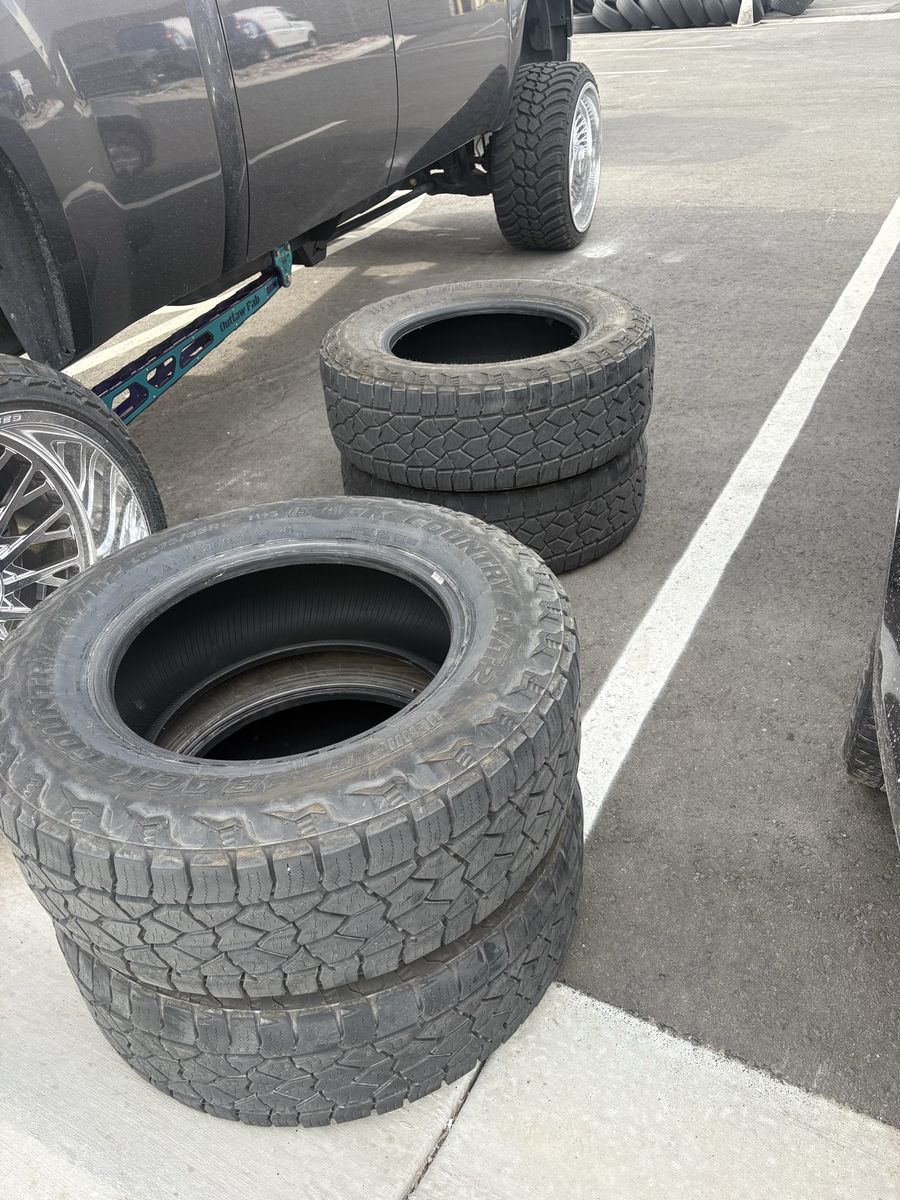 Back Country A/T 275/65R18