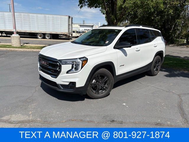 2024 GMC Terrain AT4