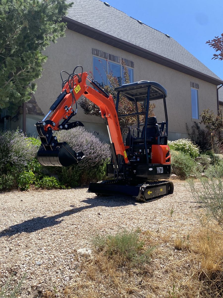 New YNT20 Mini Excavator Orange and Black Compact Crawler