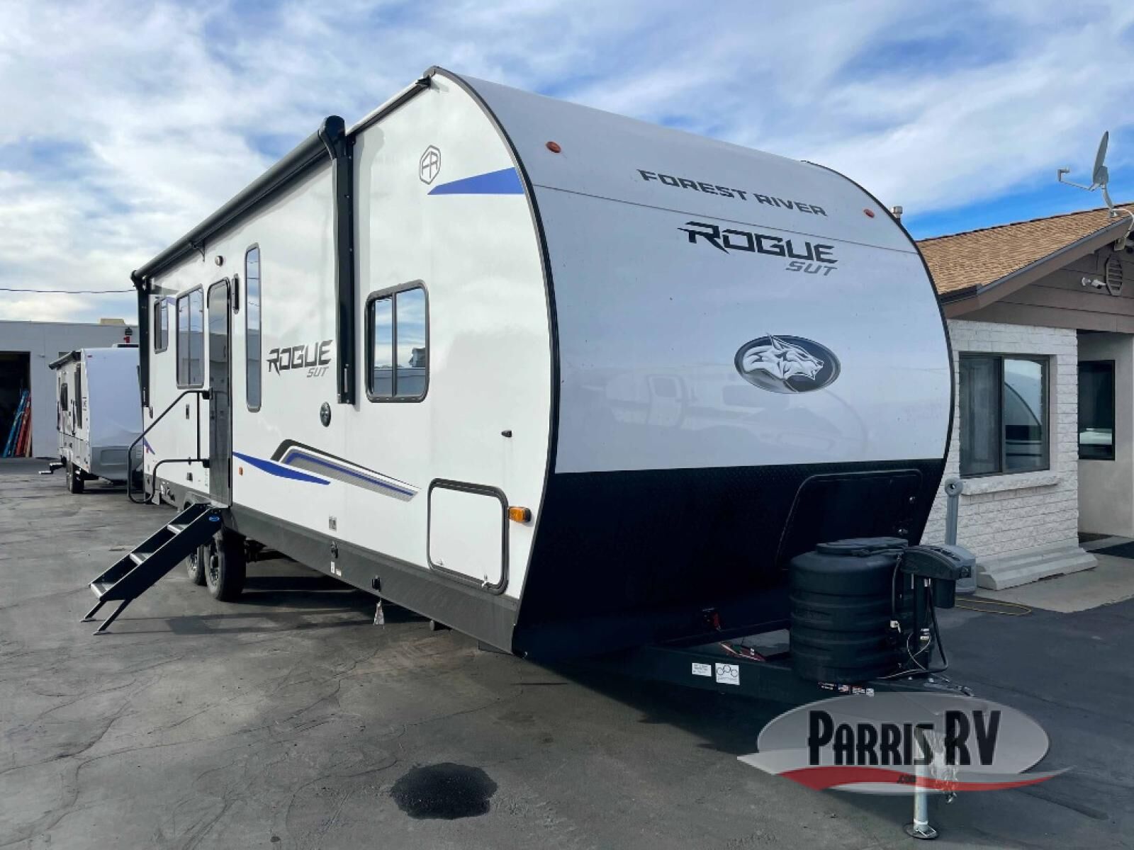 New 2026 Forest River RV Cherokee Rogue SUT 25SUT