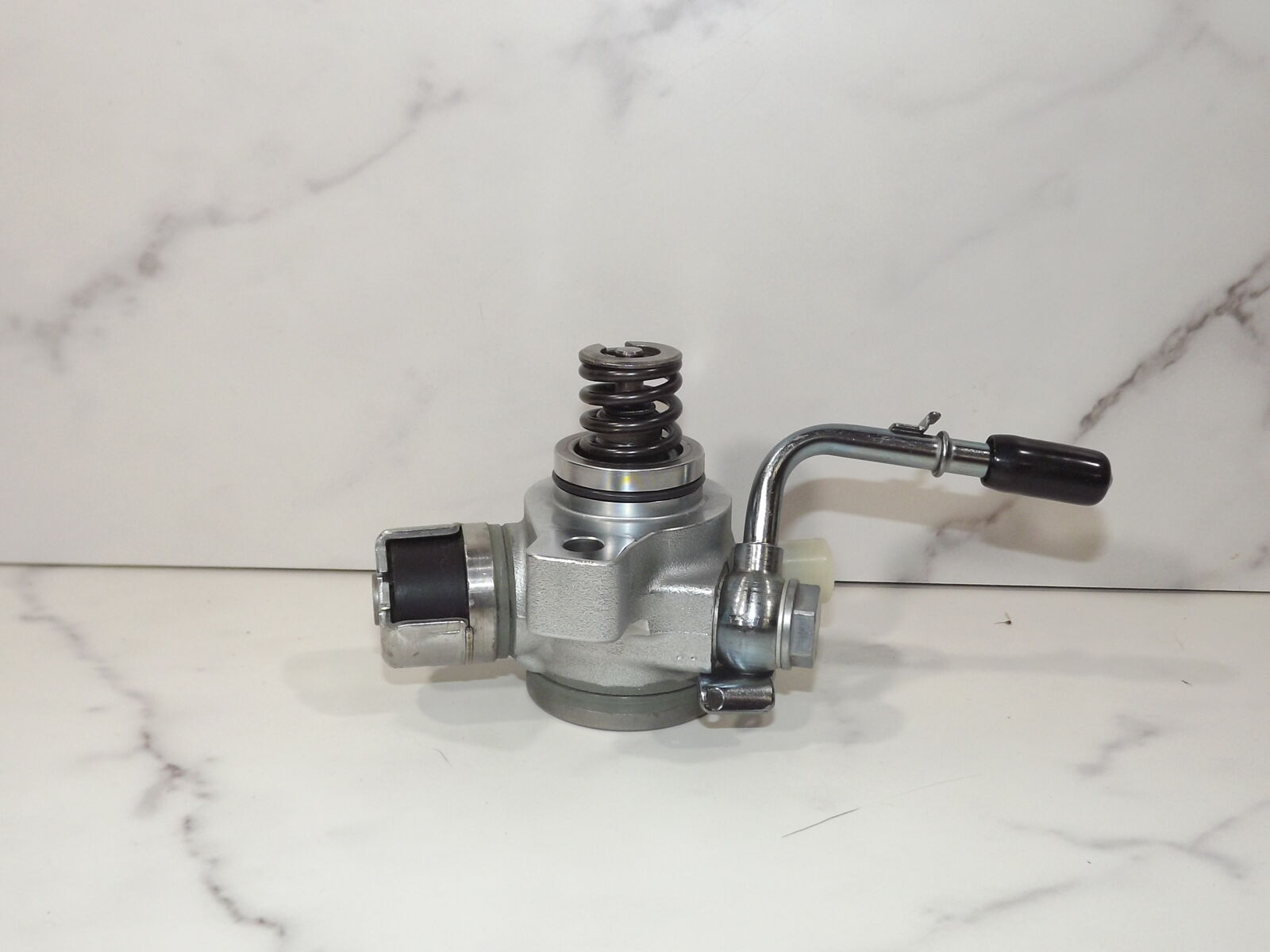 NEW Genuine Denso High Pressure Fuel Pump – Honda / Acura 2.4L