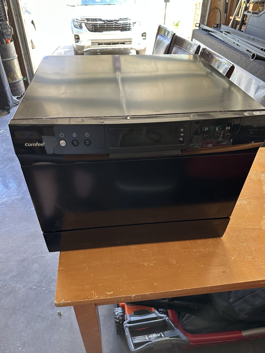 COMFEE Portable Countertop Dishwasher – Black