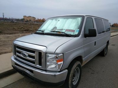2009 Ford E-350 and Econoline 350 XLT