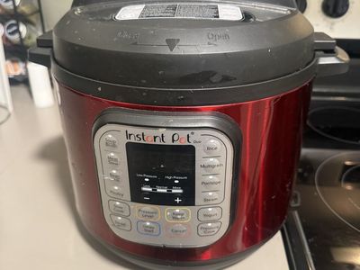 Instant Pot Duo Red SS 60 6-Quart Electric Pressure Cooker 7-in-1 Multi-Cooker