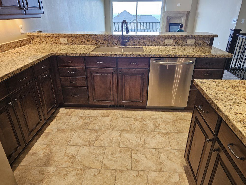 Cabinets, Tops & Appliances!