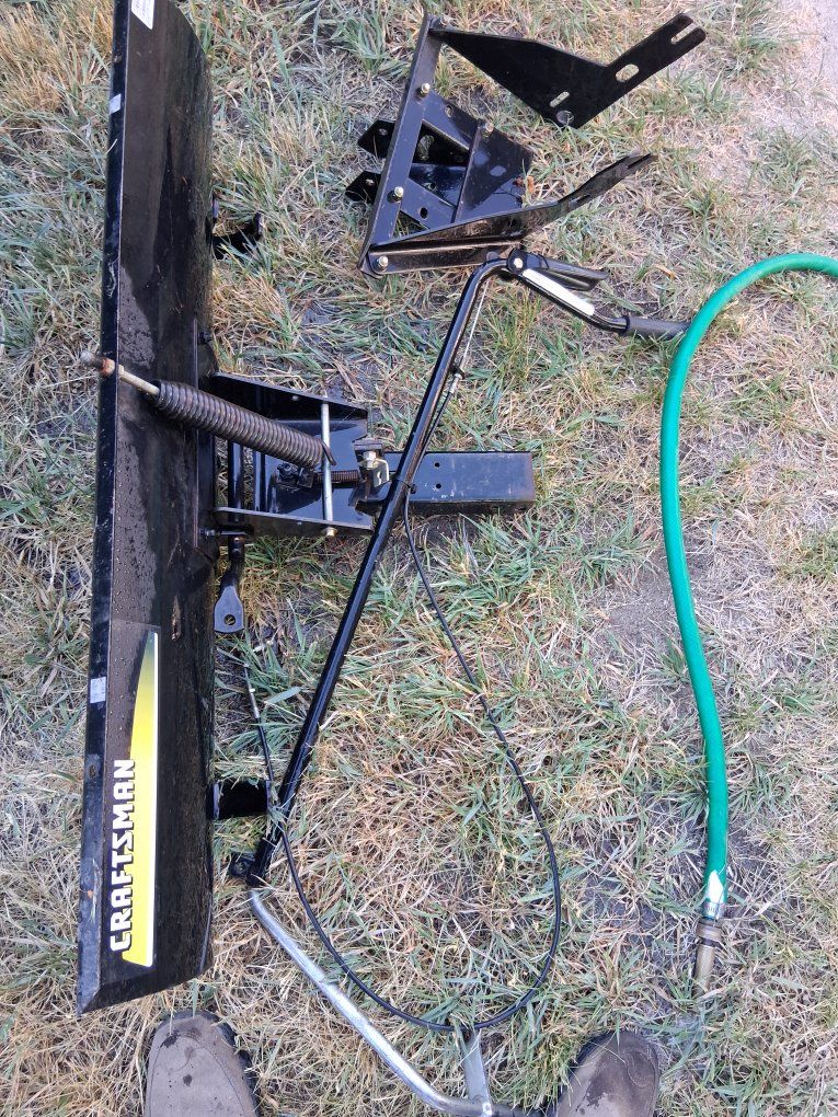 Main image 3