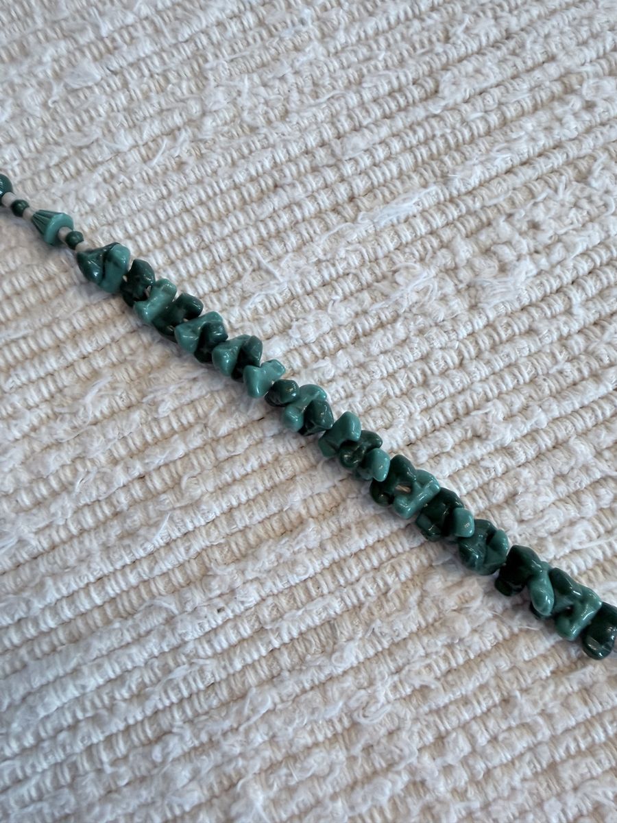 Green Chip Bead Necklace with Spring Ring Clasp