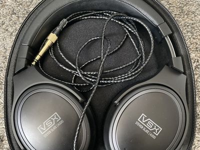 Slate VSX headphones + software