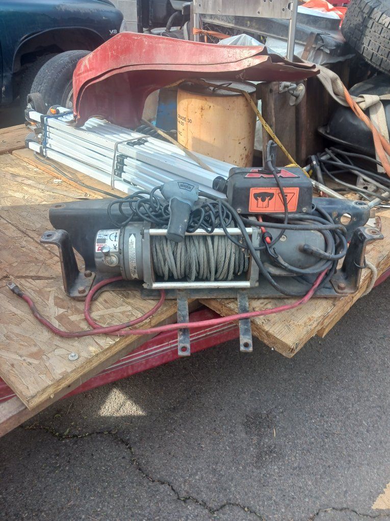 CE M8000 Warn Remote control Wench