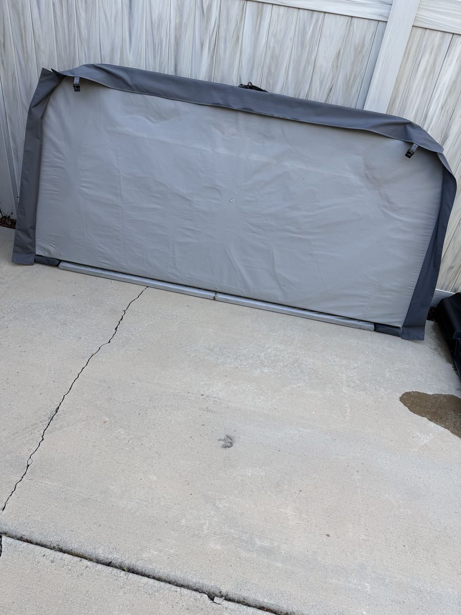 Main image 3