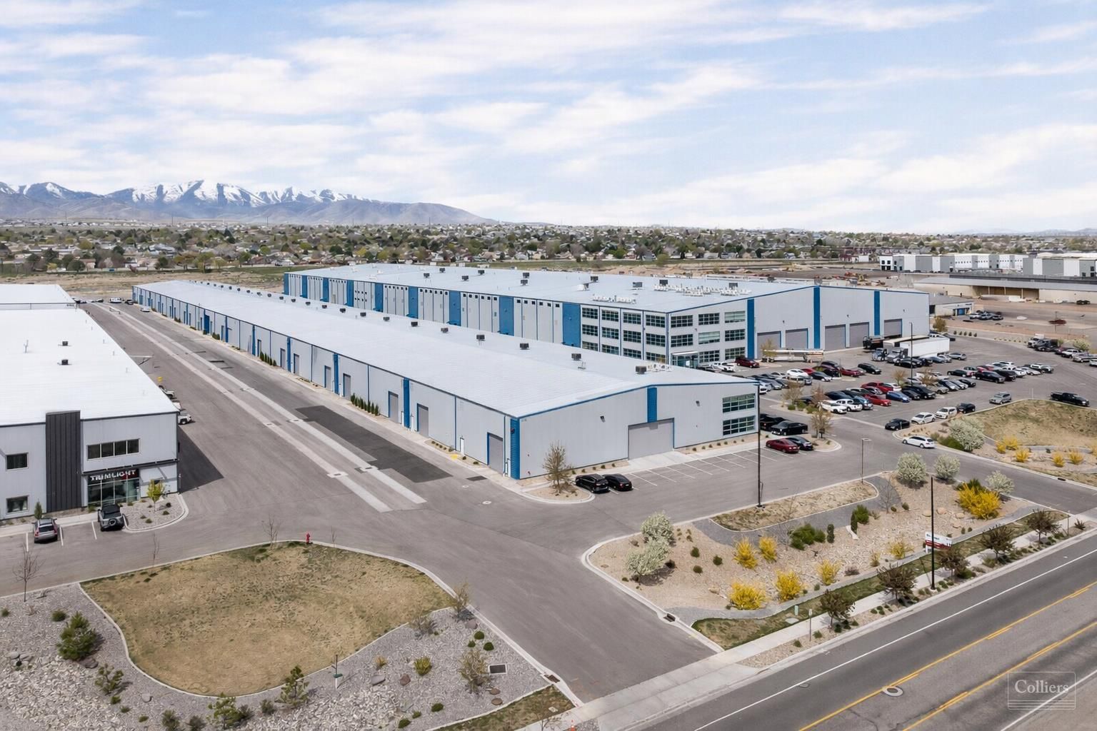 6,250–18,750 SF Industrial Space | West Jordan | Grade-Level Doors