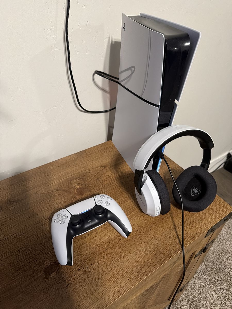 Playstation 5 Slim w/  TB Stealth 600 Headset