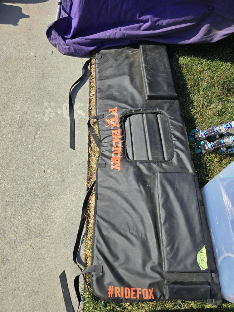 Fox Factory Mountain Bike Tailgate Pad - Black