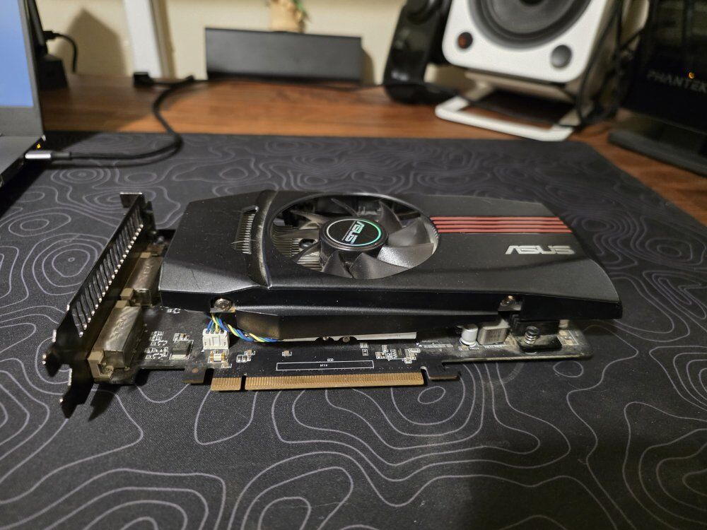 Asus GTX 560 - used & Functional