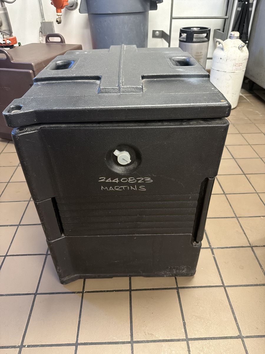 Cambro Hot Box
