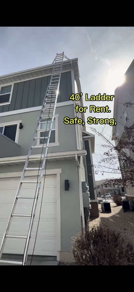 40' Ladder With Leg Levers