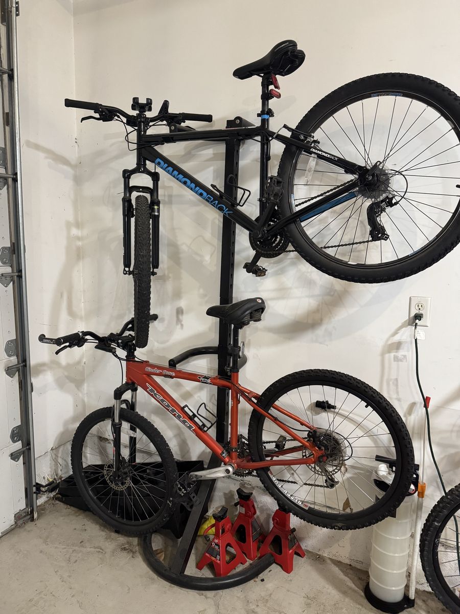 2 bike wall rack