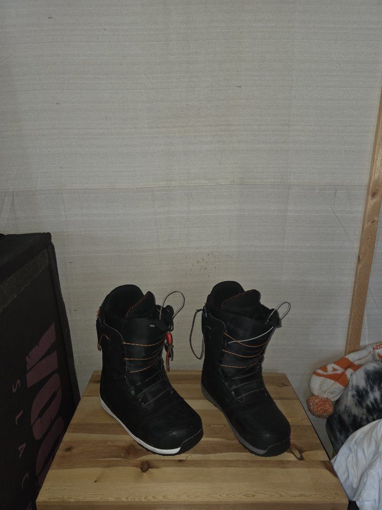 Burton Ion sz 11