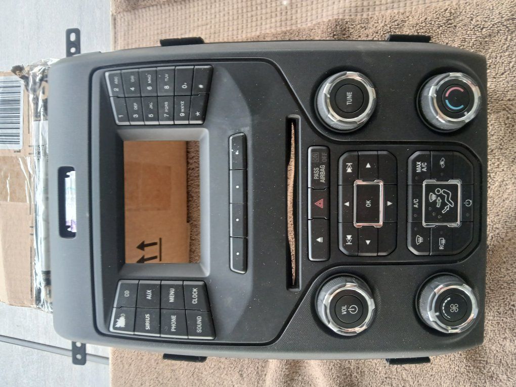 Ford  F150  2013 factory  radio