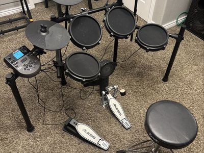 Alesis DM7X Nitro Electronic Drum Kit