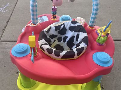 Evenflo ExerSaucer Active Farmyard Baby Activity Center