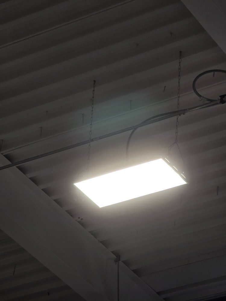 LED Linear High Bay Light(s), 220W, White color, 4000K-5000K
