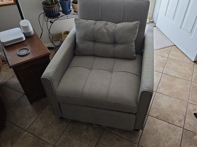 Convertible sleep chair