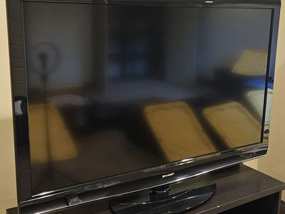 Sharp Aquos 55" LCD TV (Please read ad)
