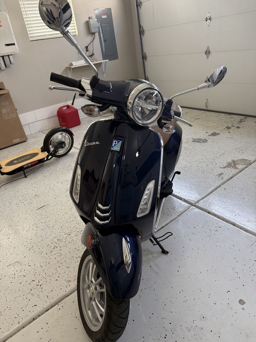 Vespa 150 Primavera Scooter 2021 