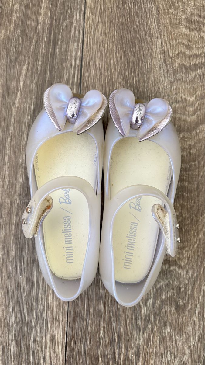 Mini Melissa Heart Shaped Shoes (US 8)