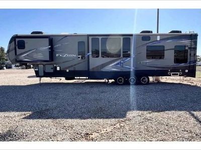 2017 keystone fuzion 423
