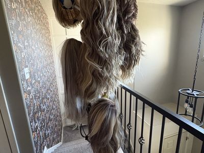 16 blonde/brown wigs gently used