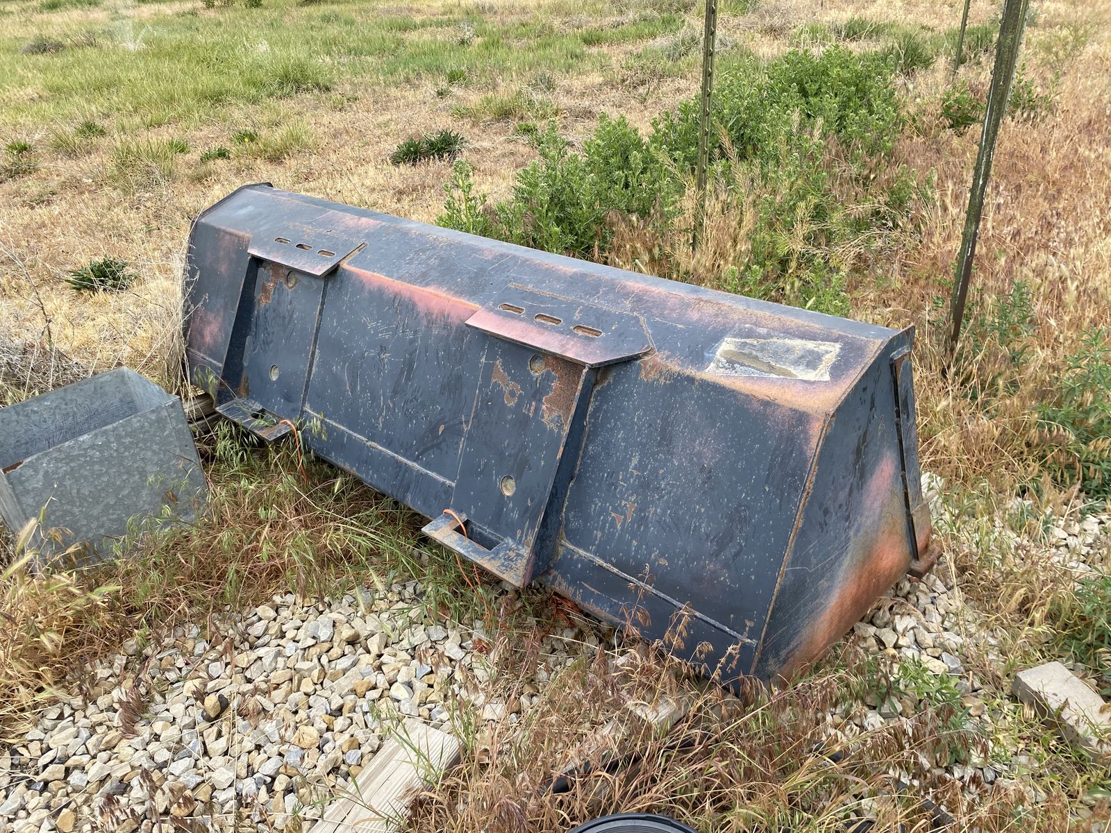 Main image 12