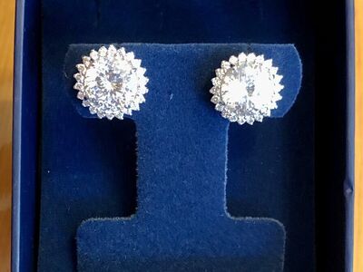 Brilliant Diamond Sunflower Earrings